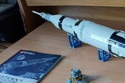 LEGO Apollo Saturn V